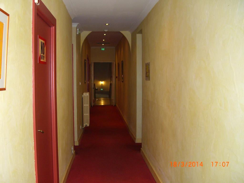 Hotel Cote Patio Nîmes Eksteriør bilde